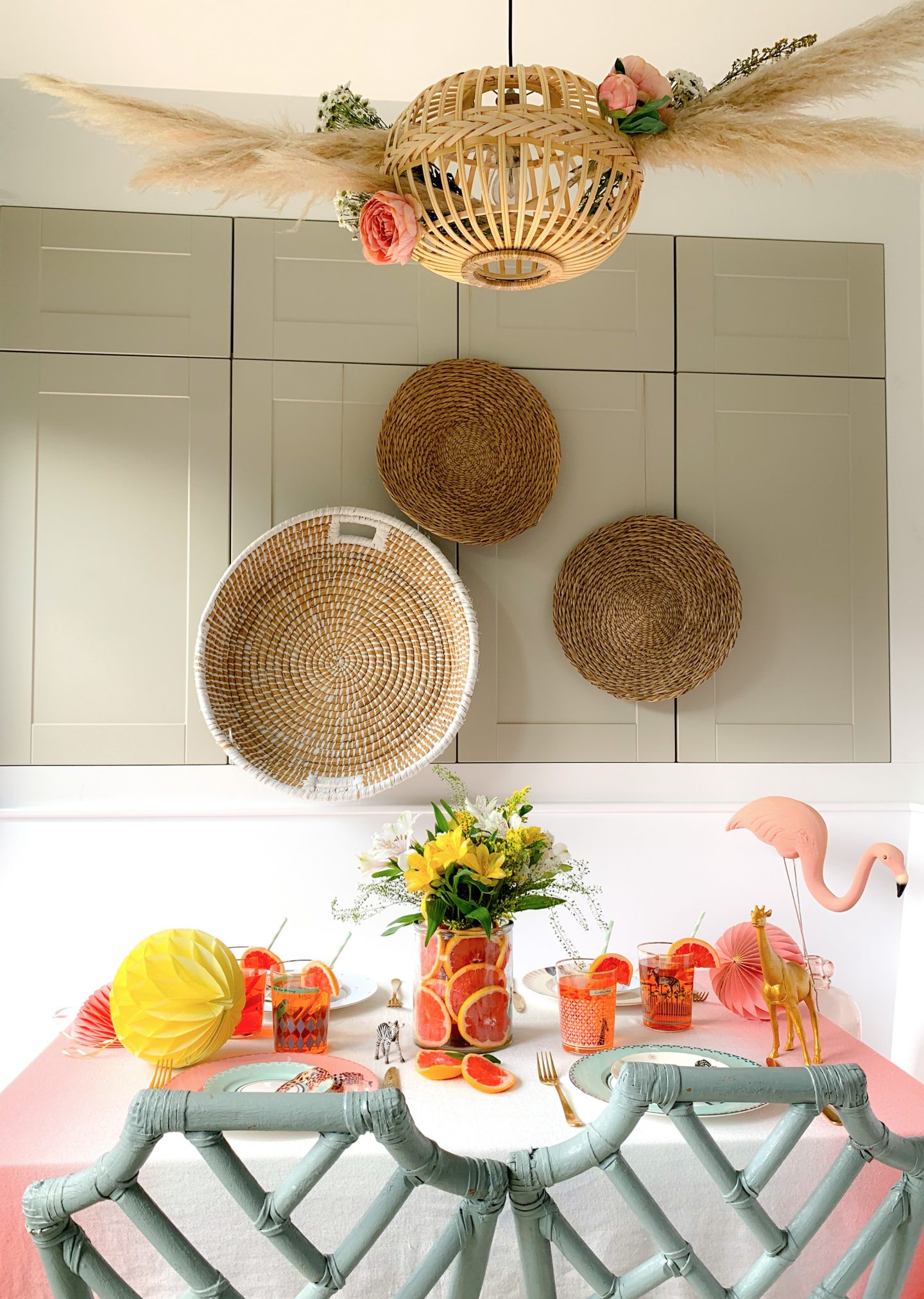 ANIMAL FAIR TABLESCAPE (+ SUMMER COCKTAIL RECIPE)