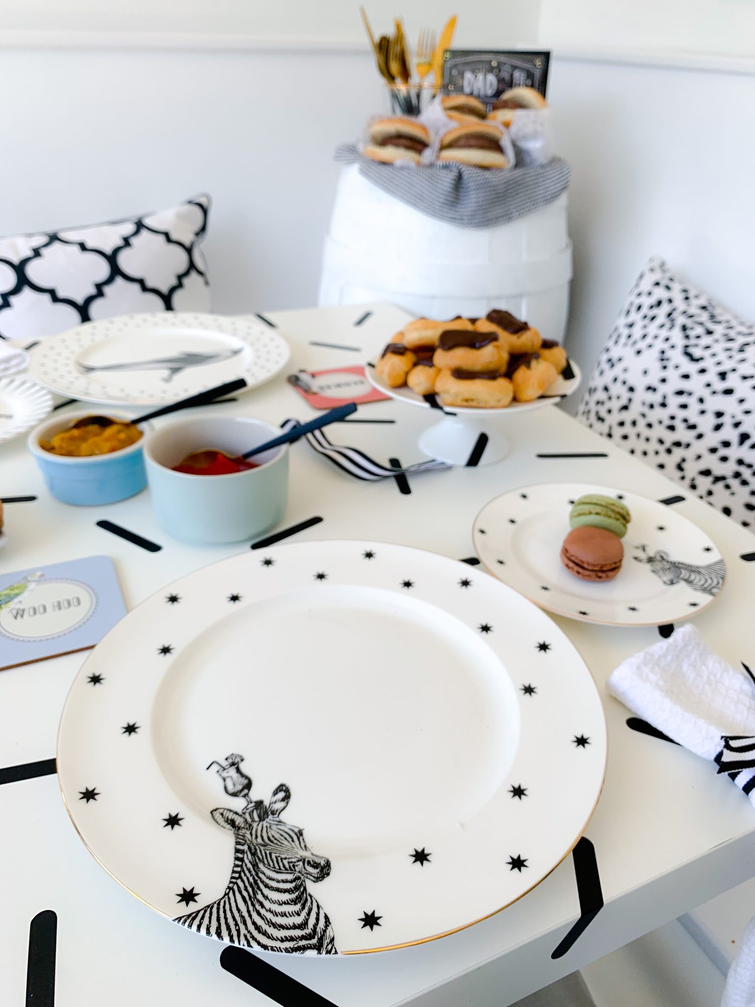 monochrome-father-s-day-afternoon-tea-oh-so-kel