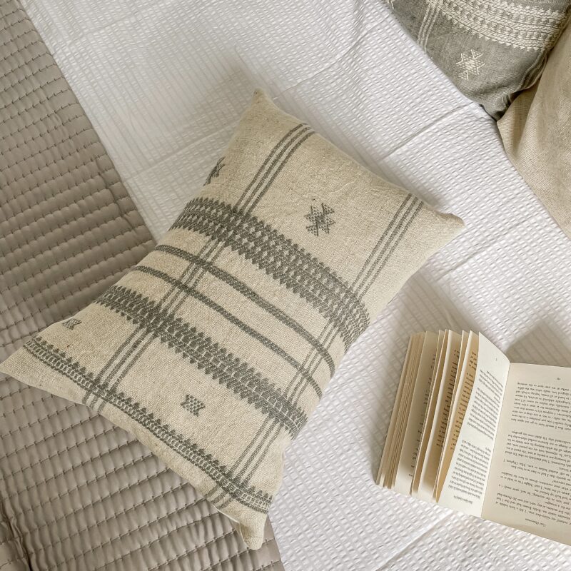 MAYA HAND LOOMED CUSHION COVER - NATURAL LUMBAR
