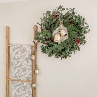 Green Foliage and Red Berry Christmas Wreath