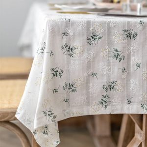 Dainty Daisy Cotton Tablecloth
