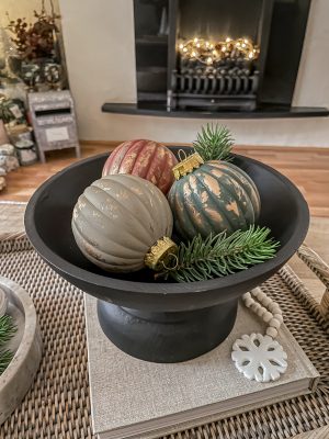 DIY Vintage Christmas Baubles