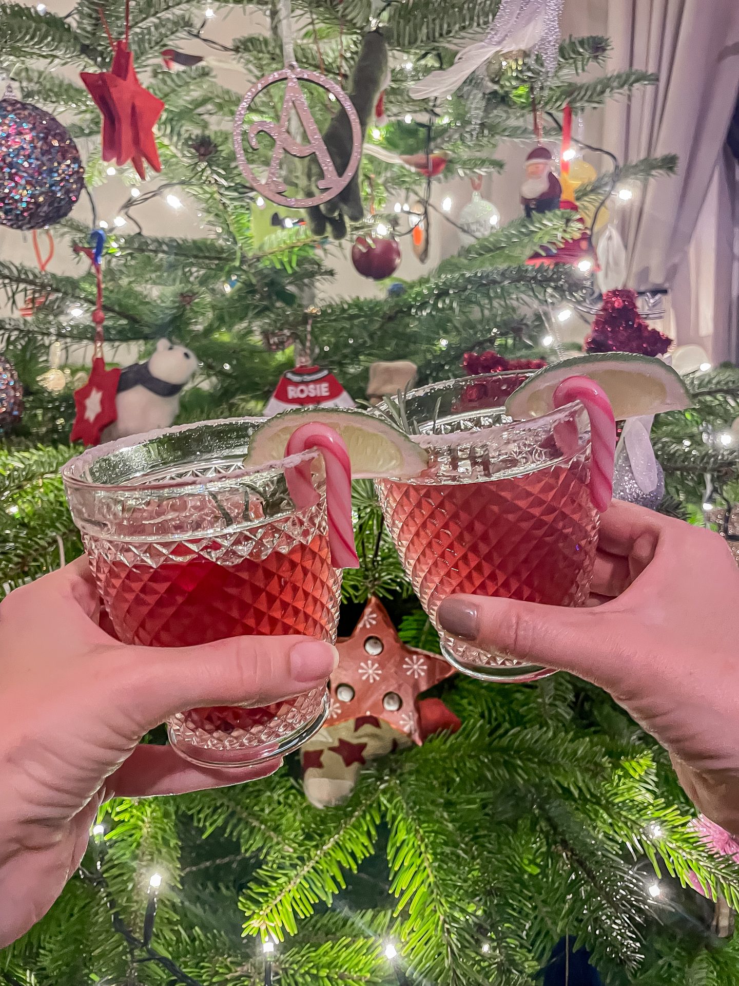 Mistletoe Margarita Christmas Cocktail