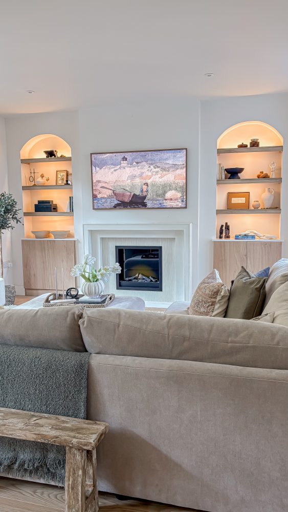 The Art of Balancing Technology and Design in Your Home